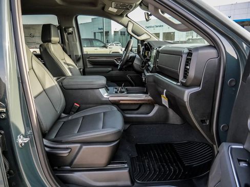 New 2026 Chevrolet Silverado 3500 LT image 15