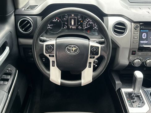 Used 2018 Toyota Tundra SR5 w/ SR5 Upgrade Package image 13