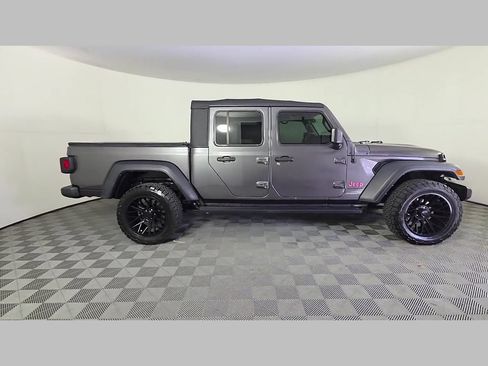 Used 2023 Jeep Gladiator Sport AWD/4WD image 37