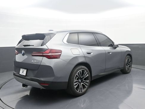 Used 2025 BMW X3 xDrive30i AWD/4WD image 7