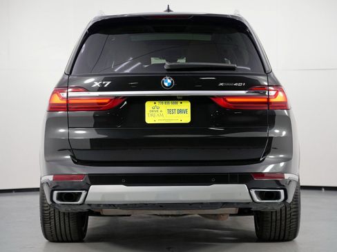 Used 2022 BMW X7 xDrive40i w/ Premium Package image 11