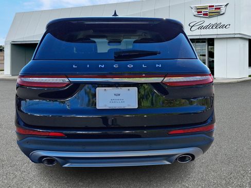 Used 2022 Lincoln Corsair AWD w/ Premium Package image 5
