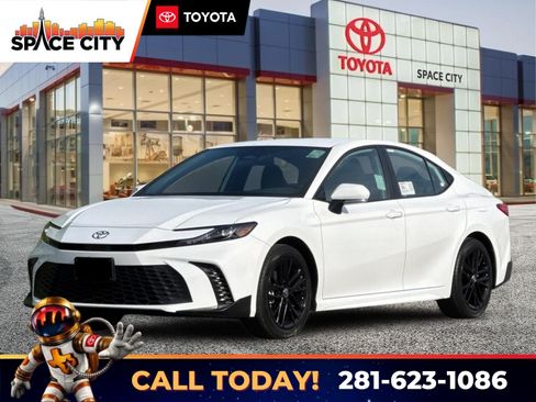 New 2026 Toyota Camry SE FWD image 1