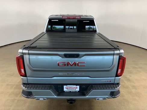 Used 2025 GMC Sierra 1500 AT4 w/ AT4 Premium Package AWD/4WD image 11