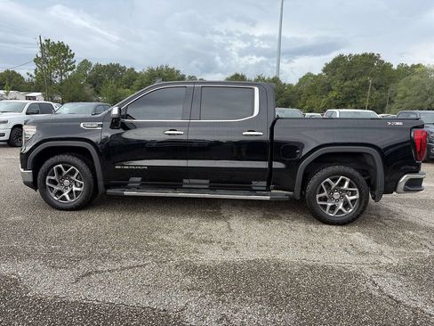 Used 2024 GMC Sierra 1500 SLT w/ SLT Premium Plus Package AWD/4WD image 3