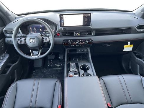 New 2026 Honda Pilot TrailSport image 5