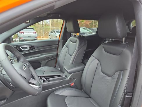 New 2026 Jeep Compass Latitude image 15