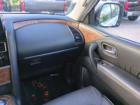 Used 2022 Nissan Armada SL w/ Captain's Chairs Package image 17