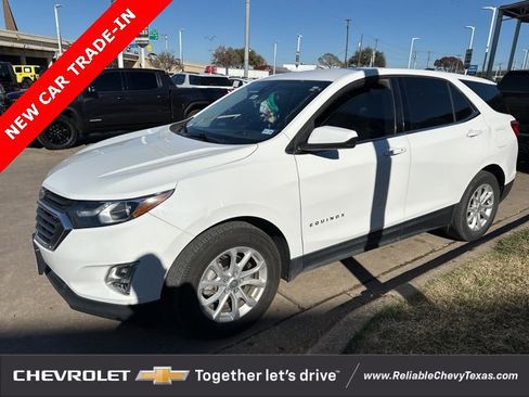 Used 2020 Chevrolet Equinox LT image 2