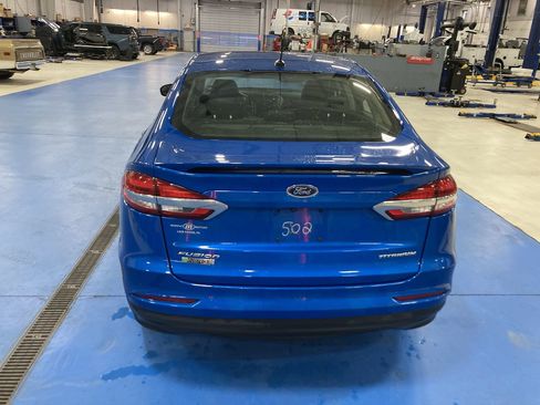 Used 2019 Ford Fusion Energi Titanium image 6