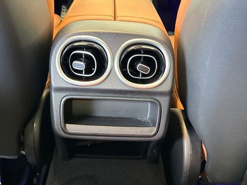 Certified 2023 Mercedes-Benz C 300 Sedan image 24