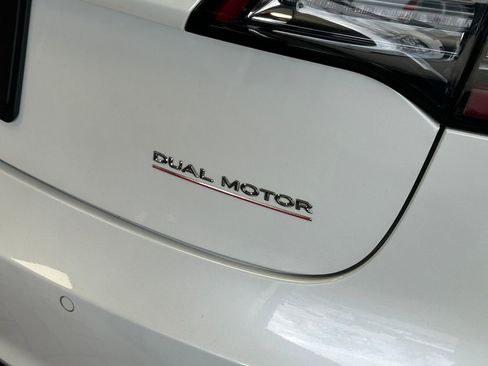 Used 2019 Tesla Model 3 Long Range image 14