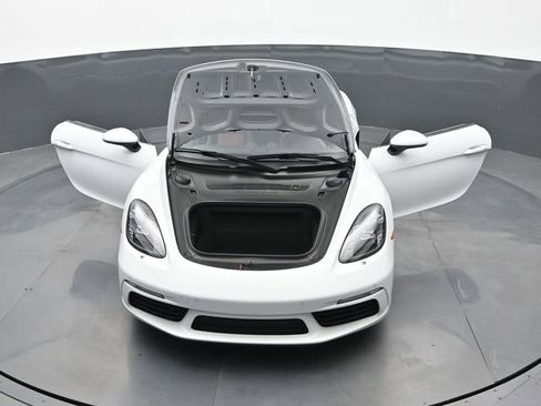 Certified 2021 Porsche 718 Cayman RWD image 27