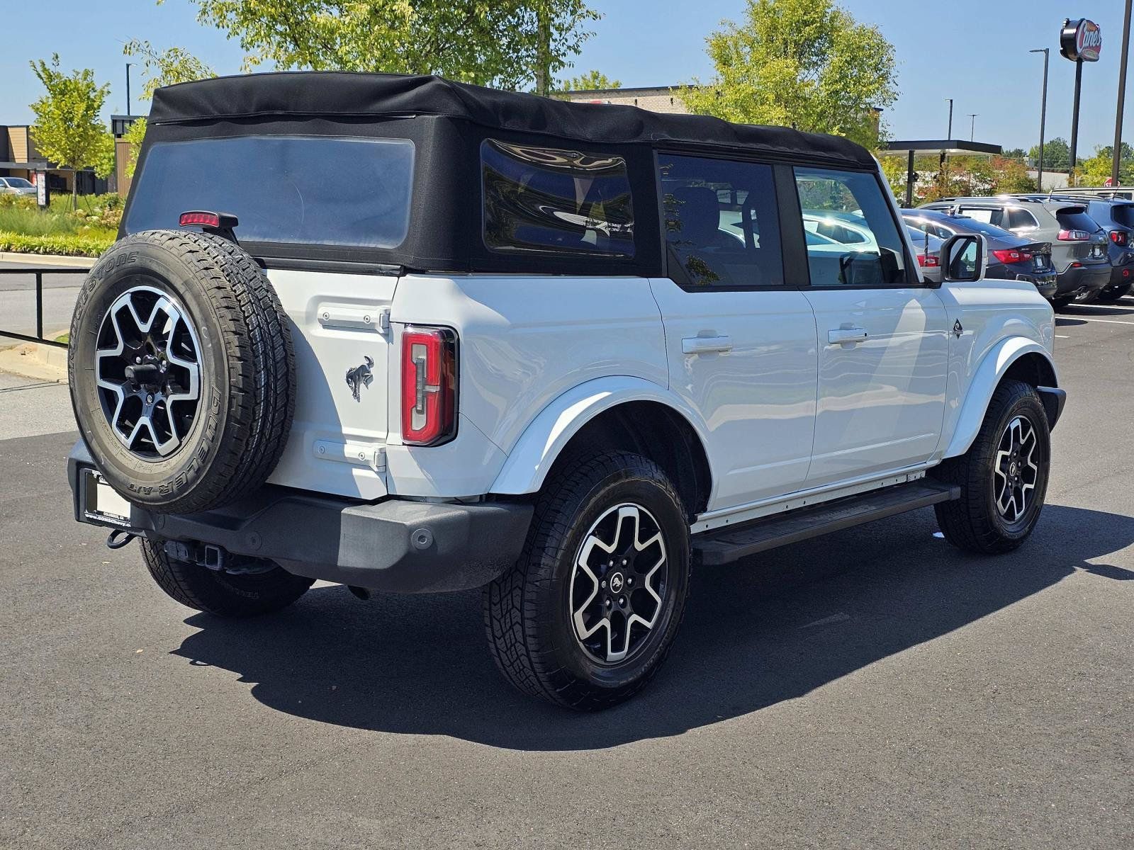 Used 2021 Ford Bronco Outer Banks AWD/4WD image 10