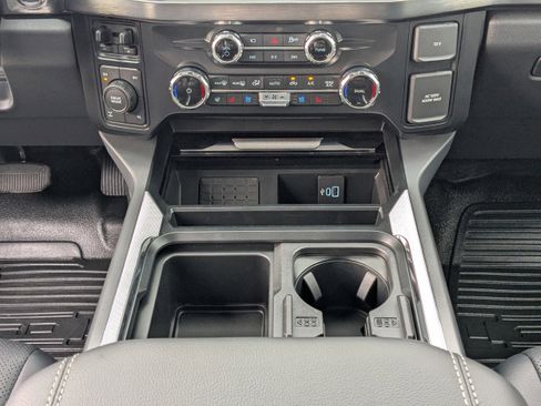 New 2025 Ford F350 Lariat image 15