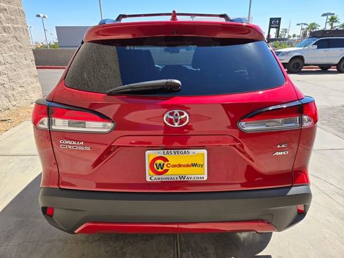 Used 2022 Toyota Corolla Cross LE image 4