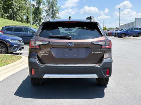 Used 2020 Subaru Outback Limited w/ Popular Package #2 AWD/4WD image 10