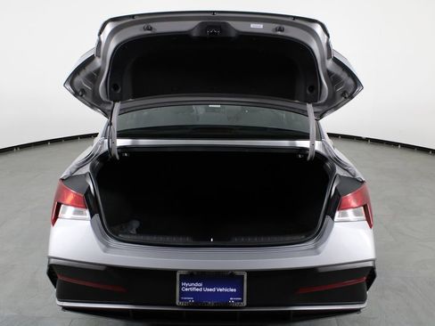 Used 2026 Hyundai Elantra Sport image 17
