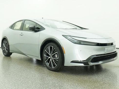 New 2027 Toyota Prius XLE FWD image 29