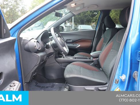 Used 2023 Nissan Kicks SR FWD image 17