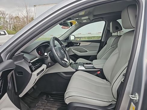 Used 2023 Acura MDX SH-AWD w/ Advance Package image 15