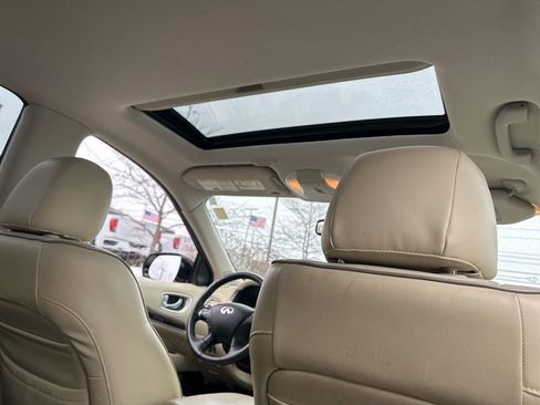 Used 2017 INFINITI QX60 Luxe w/ Premium Plus Package AWD/4WD image 28