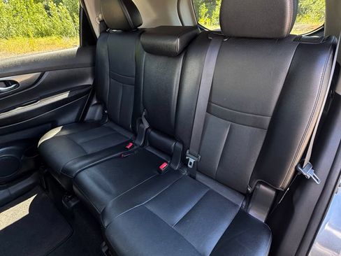 Used 2016 Nissan Rogue SL w/ SL Premium Package AWD/4WD image 24