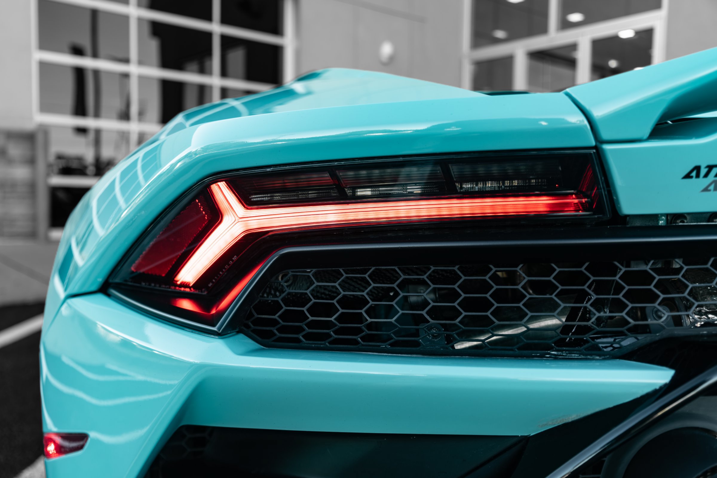 Used 2023 Lamborghini Huracan EVO RWD image 20