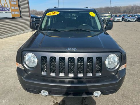 Used 2016 Jeep Patriot High Altitude image 2