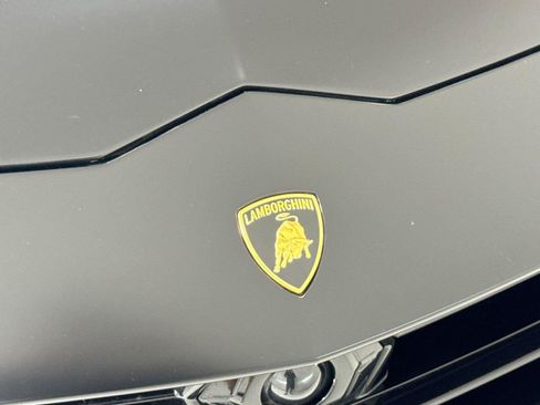 Used 2024 Lamborghini Urus S AWD/4WD image 39