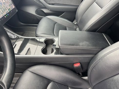 Used 2018 Tesla Model 3 Long Range image 11