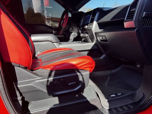 Used 2019 Ford F150 XLT w/ Equipment Group 302A Luxury image 16