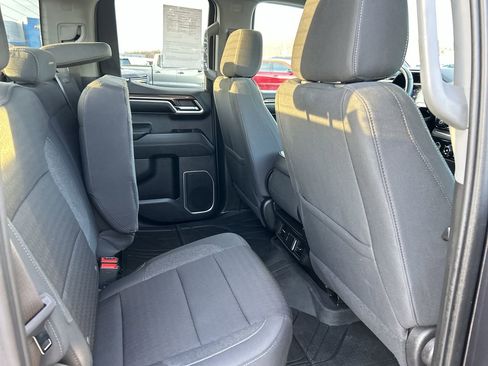 Used 2023 Chevrolet Silverado 1500 LT image 18