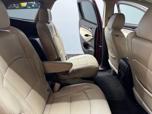 Used 2021 Buick Enclave Essence image 49