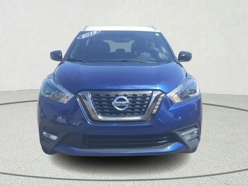 Used 2019 Nissan Kicks SR w/ SR Premium Package image 2