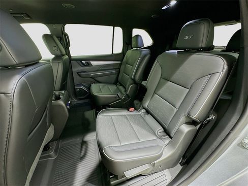 New 2026 Buick Enclave Sport Touring w/ Power Package image 25