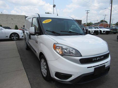 Used 2020 RAM ProMaster City Tradesman SLT FWD image 4