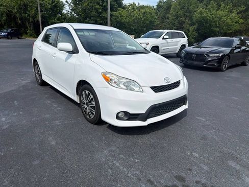 Used 2013 Toyota Matrix L w/ L Sport Pkg FWD image 3
