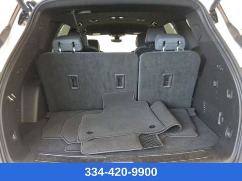 Used 2024 Buick Enclave Premium image 20