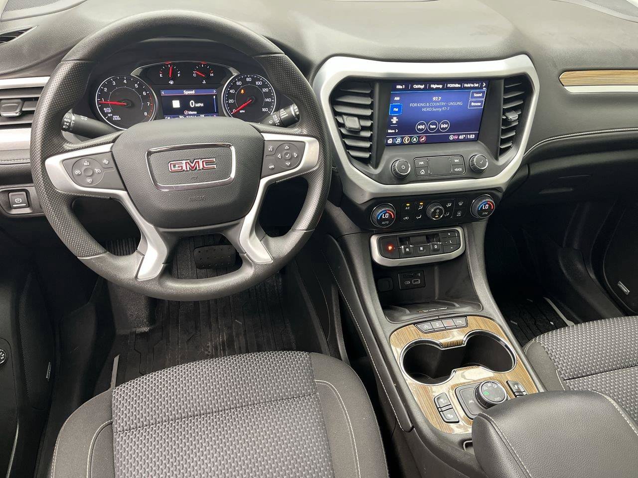 Certified 2023 GMC Acadia SLE w/ Driver Convenience Package AWD/4WD image 15