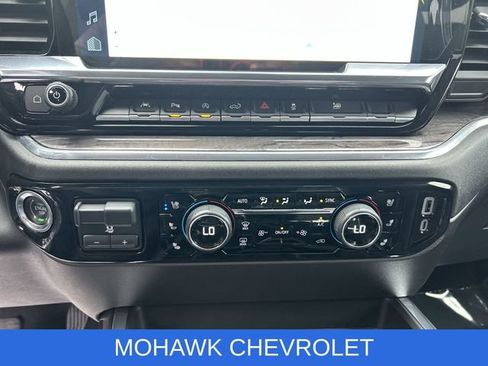 Certified 2024 Chevrolet Silverado 1500 LTZ AWD/4WD image 18