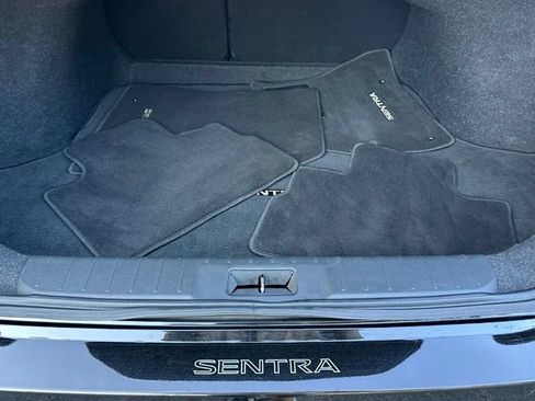 Used 2021 Nissan Sentra SV FWD image 16