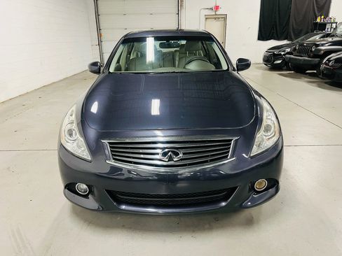 Used 2011 INFINITI G25 x w/ Moonroof Pkg image 3