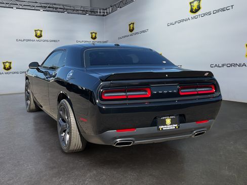Used 2019 Dodge Challenger SXT w/ Cold Weather Group AWD/4WD image 7