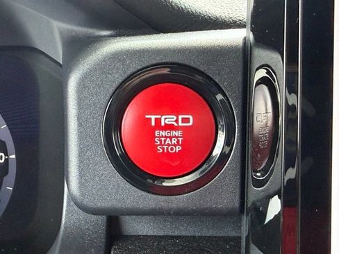 Certified 2025 Toyota 4Runner TRD Off-Road Premium AWD/4WD image 26