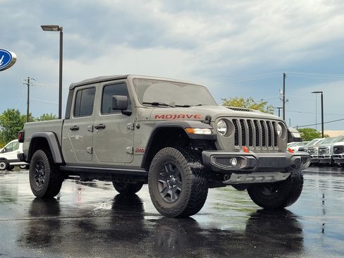 Used 2023 Jeep Gladiator Mojave w/ Cold Weather Group AWD/4WD image 1