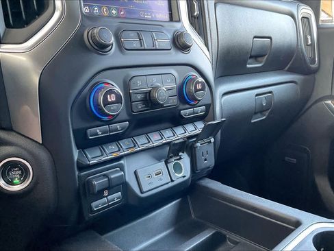 Used 2021 Chevrolet Silverado 1500 LT Trail Boss w/ Convenience Package II AWD/4WD image 32