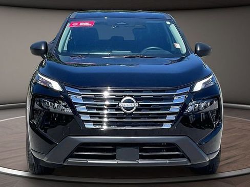 Certified 2026 Nissan Rogue S AWD/4WD image 3