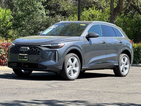 Certified 2025 Audi Q5 Premium w/ Premium Plus AWD/4WD image 12