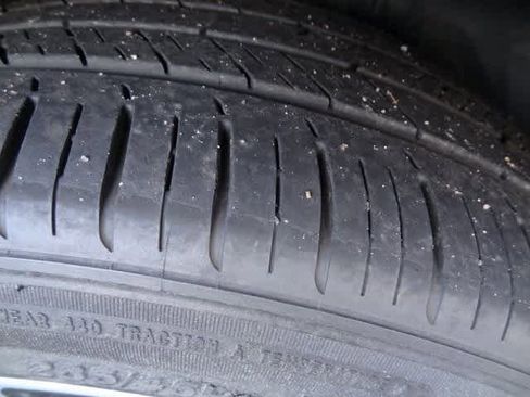 Used 2024 Toyota Camry XLE w/ Cold Weather Package image 15